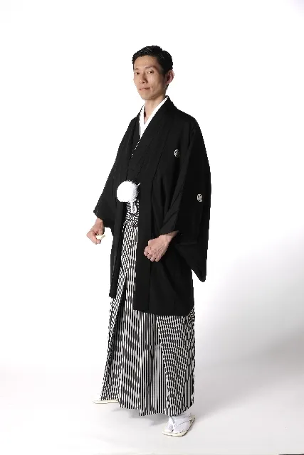 新郎に人気の衣裳の種類と着用枚数のトレンド