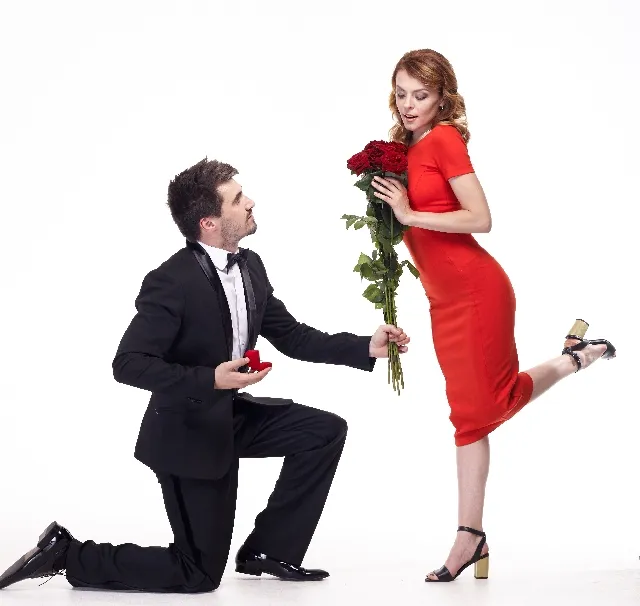 結婚するカップルは「プロポーズをした？された？」