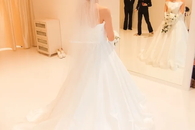 新婦がウェディングドレスを決定する際の重視点
